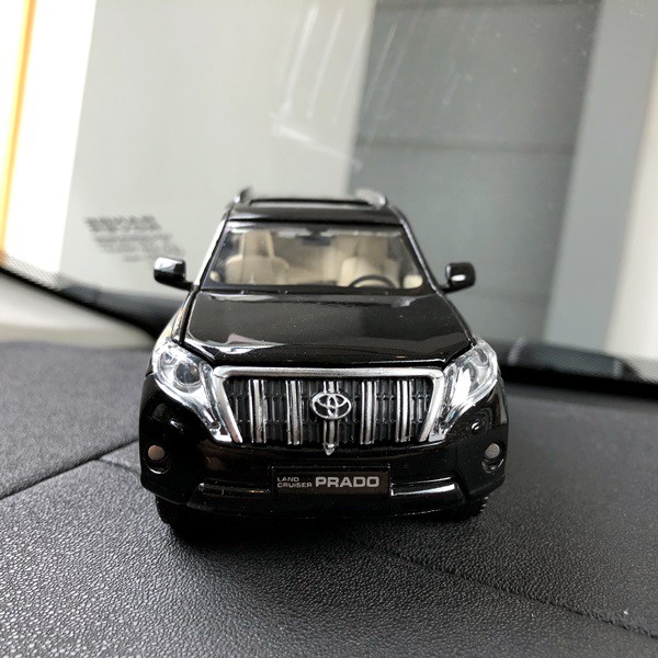 Pajangan TOYOTA LAND CRUISER PRADO GX Miniatur Parfum Parfume Pewangi Mobil