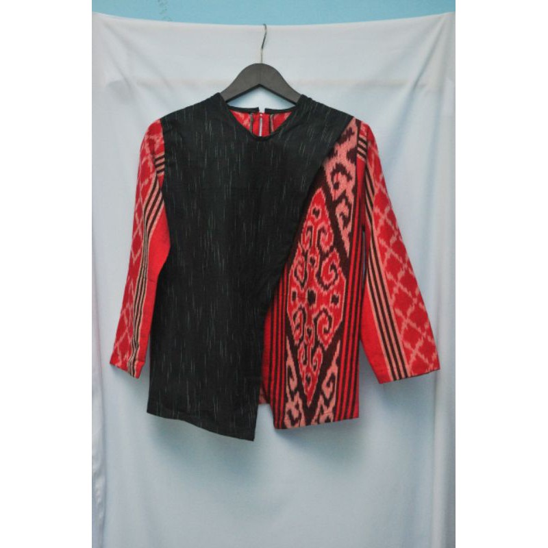 ATASAN TENUN LURIK WANITA