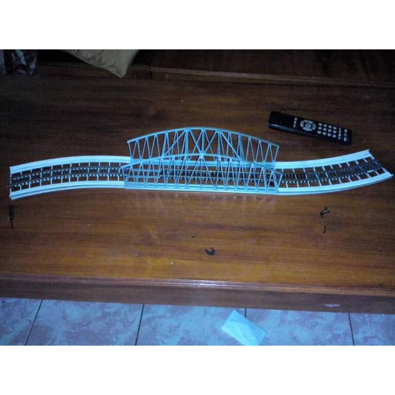 miniatur jembatan kereta apai indonesia