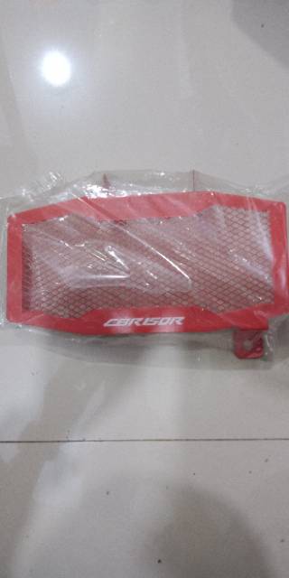 Tutup radiator CBR 150/CB150R