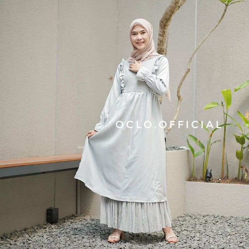Risafia Dress by Oclo Official
