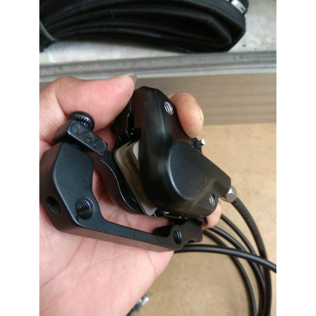 BRAKESET HIDROLIK SHIMANO MT200  ATAU REM CAKRAM HIDROLIK  SHIMANO MT200 LENGKAP ADAPTOR DEPAN