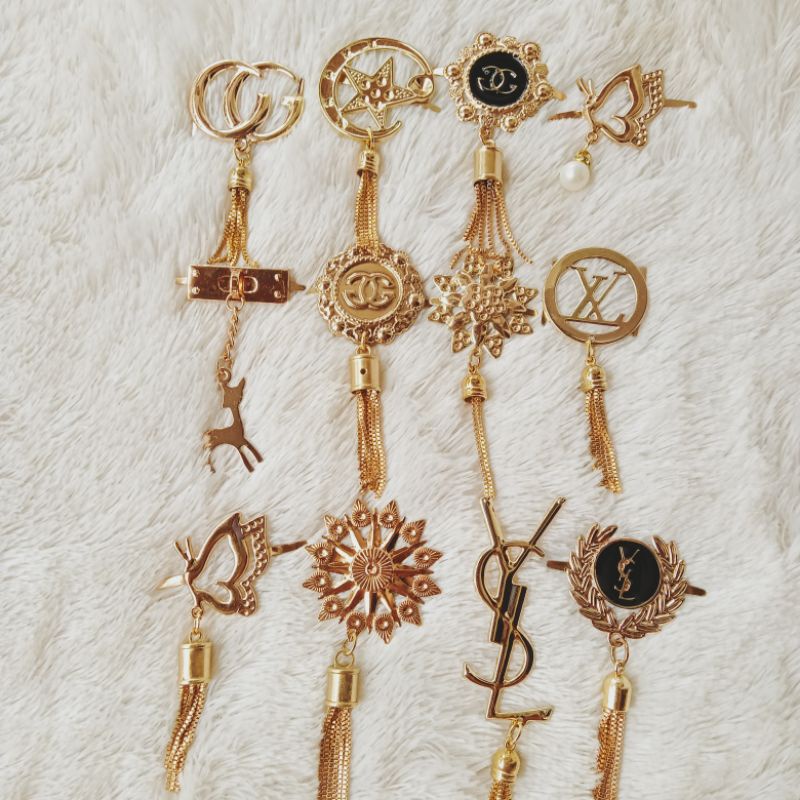 Aksesoris tas rumbai