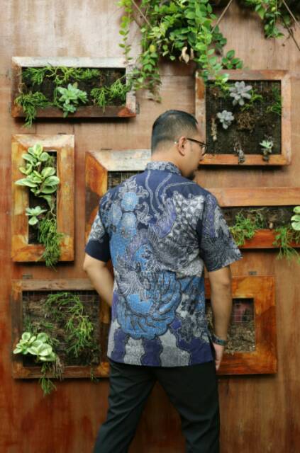 Batik cowok exclusive sablon malam lengan pendek