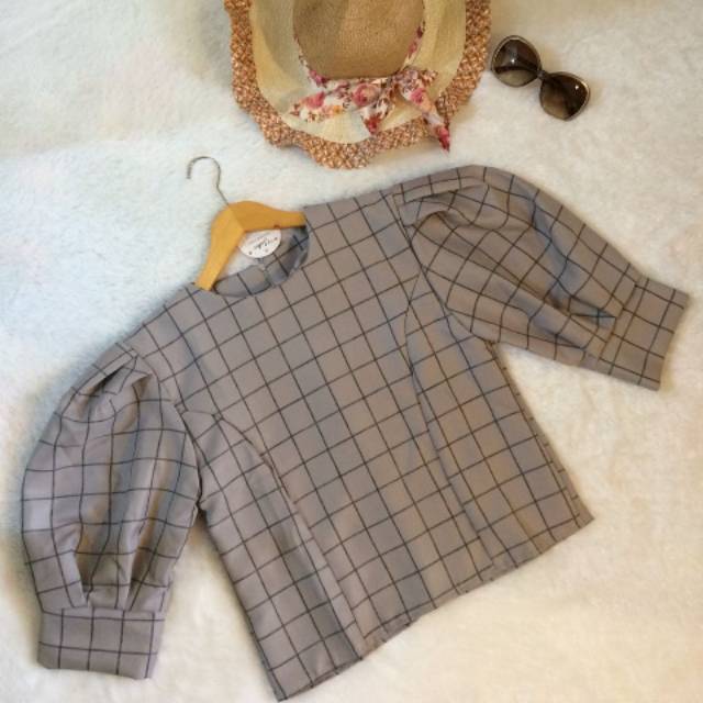 Blouse import lengan balon