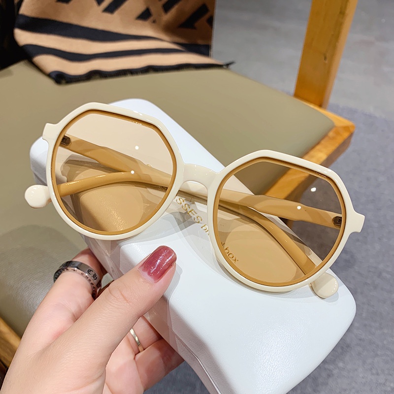 2021 new fashion retro small frame milk tea color sunglasses ins street shooting