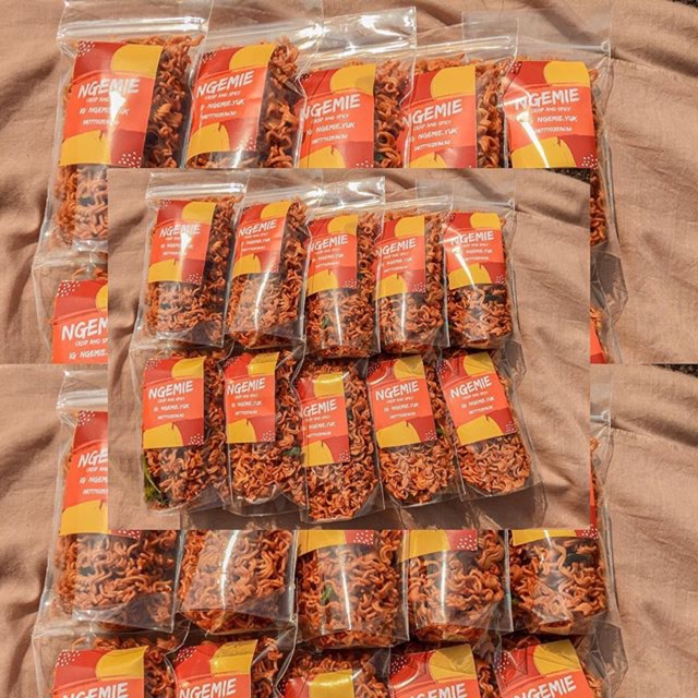 

Ngemie Keripik Mie instan pedas murah