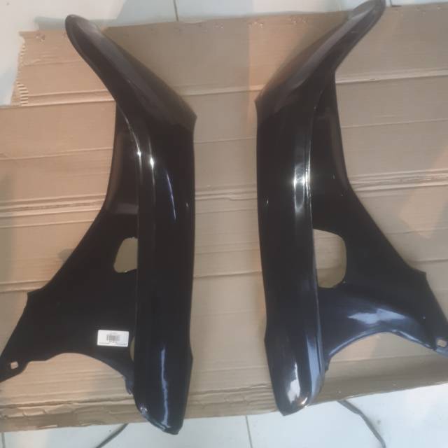 SAYAP ASTREA GRAND HITAM