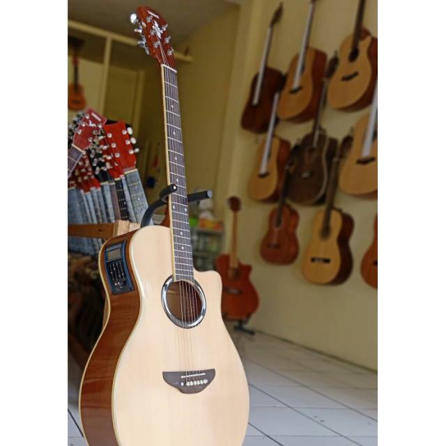 Gitar Akustik Elektrik Yamaha Apx eq LC tuner