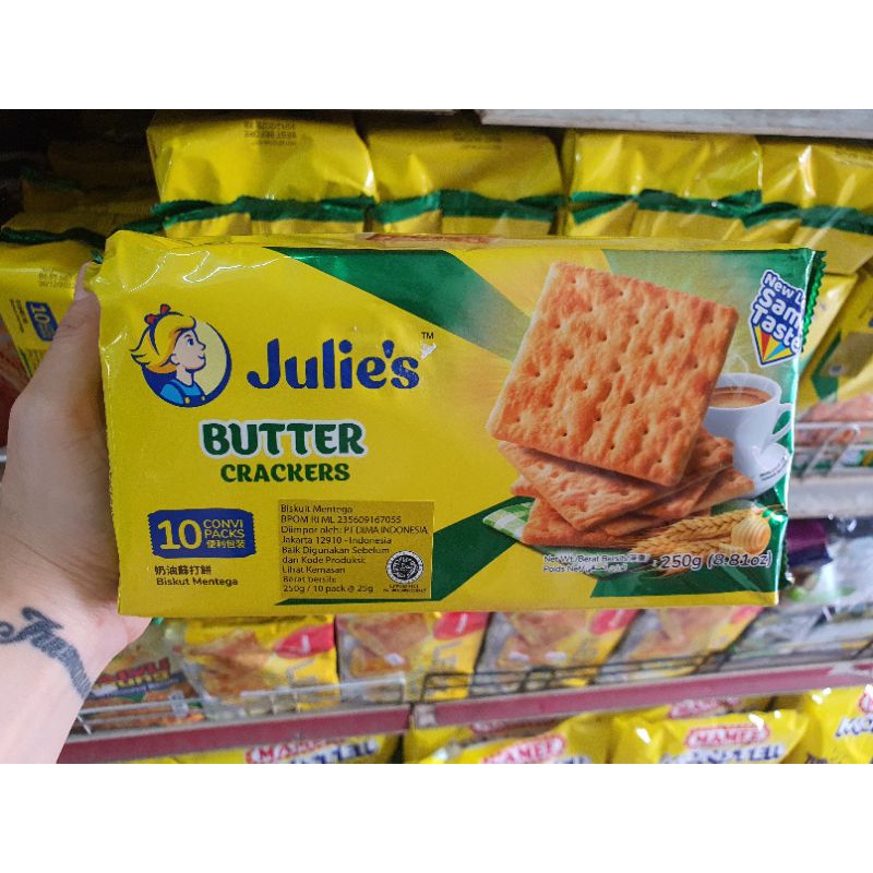 

JULIES butter crackers / biskuit julie's