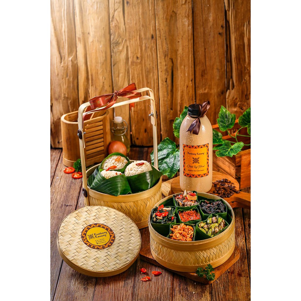 

Paket Hampers Kembang Kawung - Nasi Liwet Rantang Bambu Porsi Besar