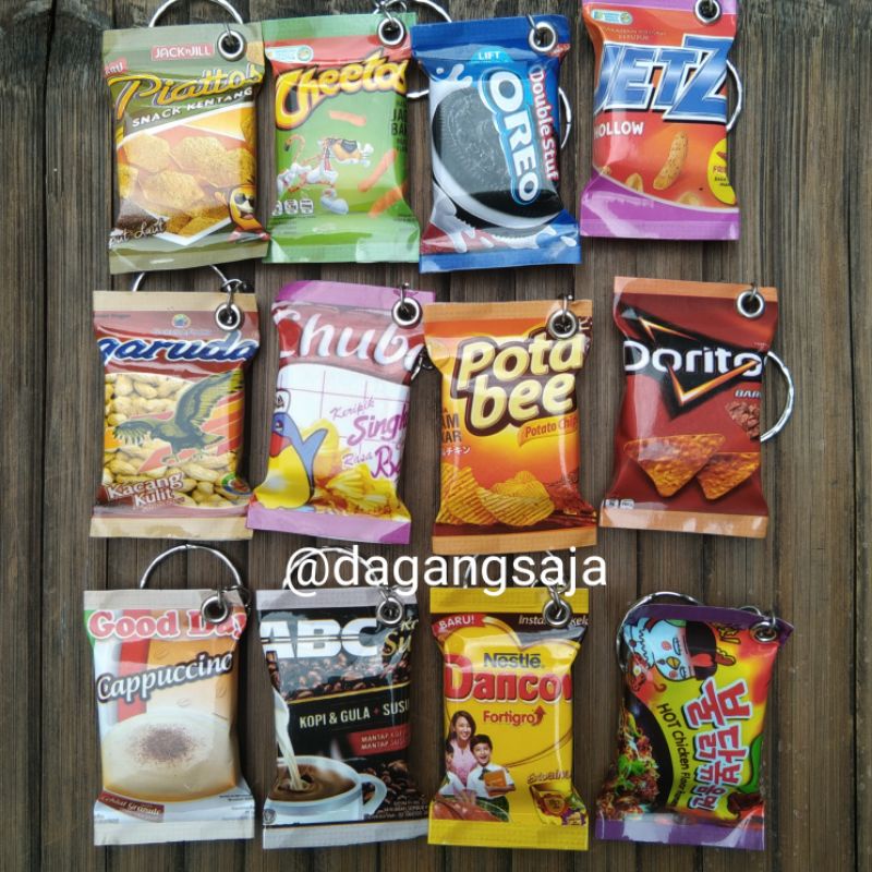 Gantungan Kunci Snack Miniatur / Souvenir Ganci mini / Gantungan Kunci Motor Unik