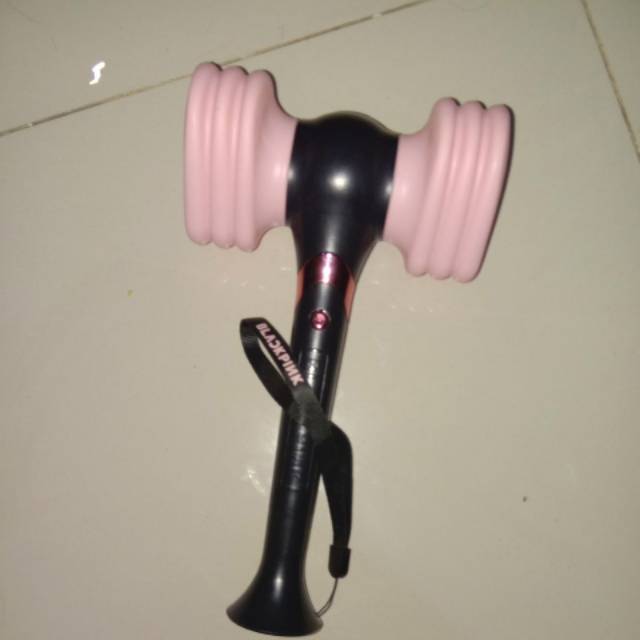 Wtt/wts trade/sell lightstick blackpink official album twice