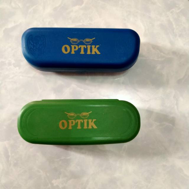 Kotak kacamata/ tempat kacamata