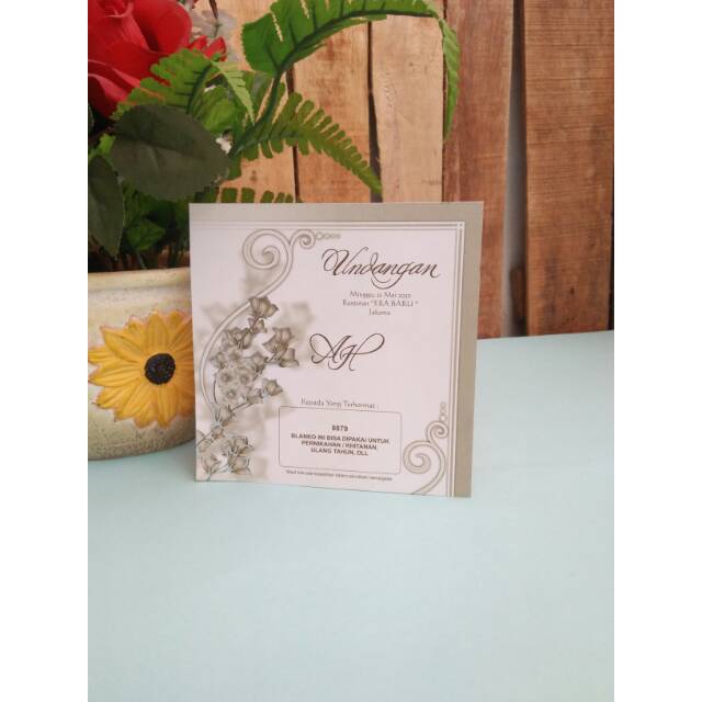 100 set Undangan Nikah Erba 8879