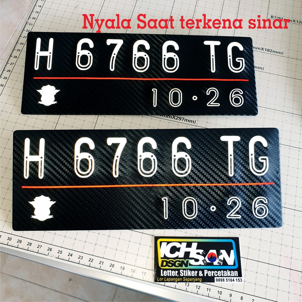 PLAT MOTOR KARBON (Baut Tanam) Putih &amp; Hitam