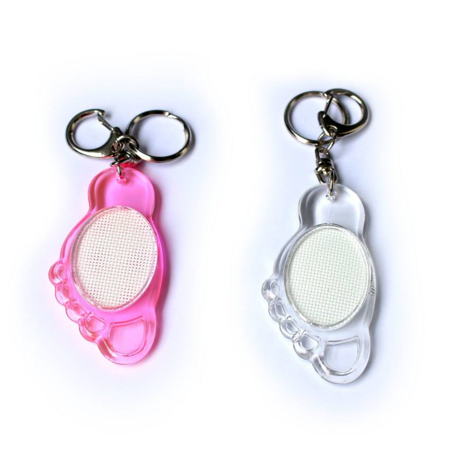 Gantungan Kunci Sulam Kristik Strimin Kaki Feet A-028-81