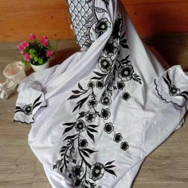 Mukena dewasa polino silk bordir rambut panjang Shopee
