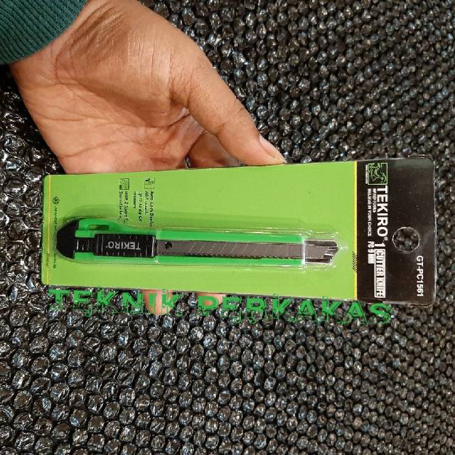 

PISAU CUTTER 9mm KECIL TEKIRO
