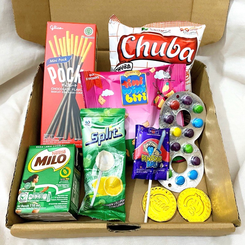 

Paket cemilan/ Jajanan jaman dulu/ Hampers wisuda/ ulang tahun/ jadul/ birthday gift/ lebaran/ thr