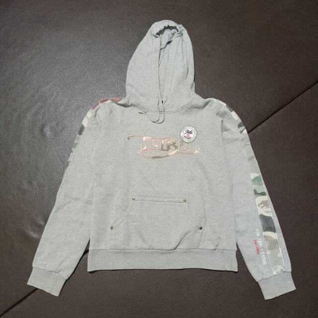 Hoodie FUBU grey size fit S second bukan uniqlo