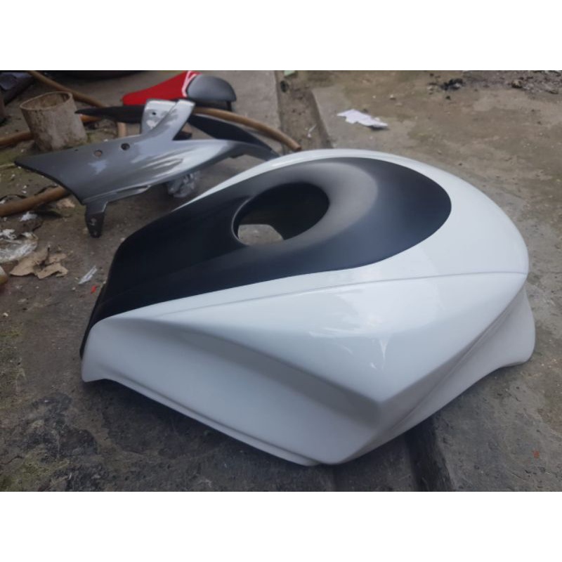 kondom tangki ninja 250 karbu