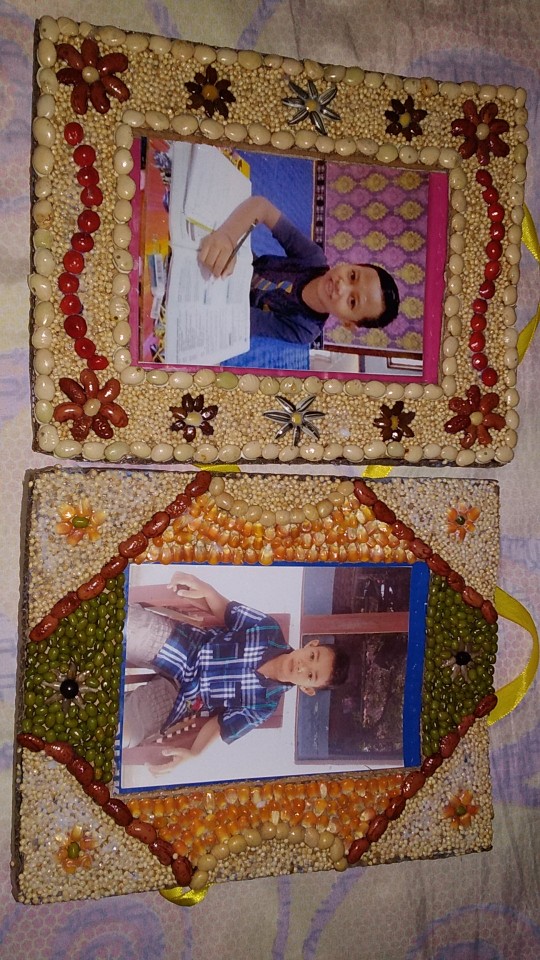 [free Dus & Free Bubblewrap] Kolase Biji Bingkai Foto Dari Kardus Bekas 4r Dengan Mika