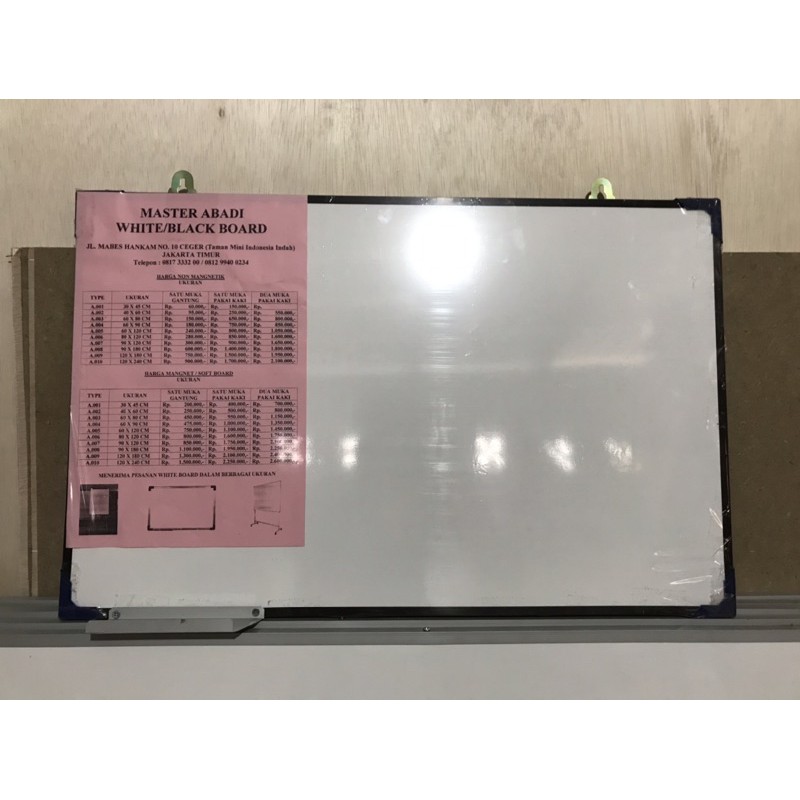 

Whiteboard Gantung 30X45