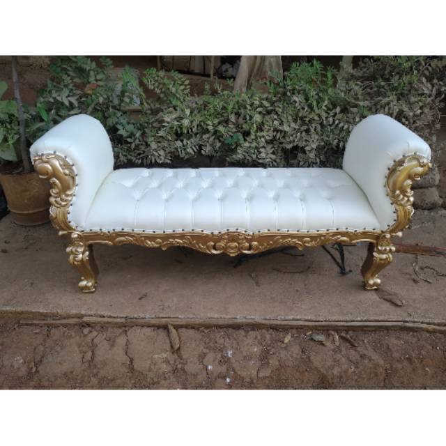 kursi stool syahrini / kursi backdrop / kursi pengantin / foto booth