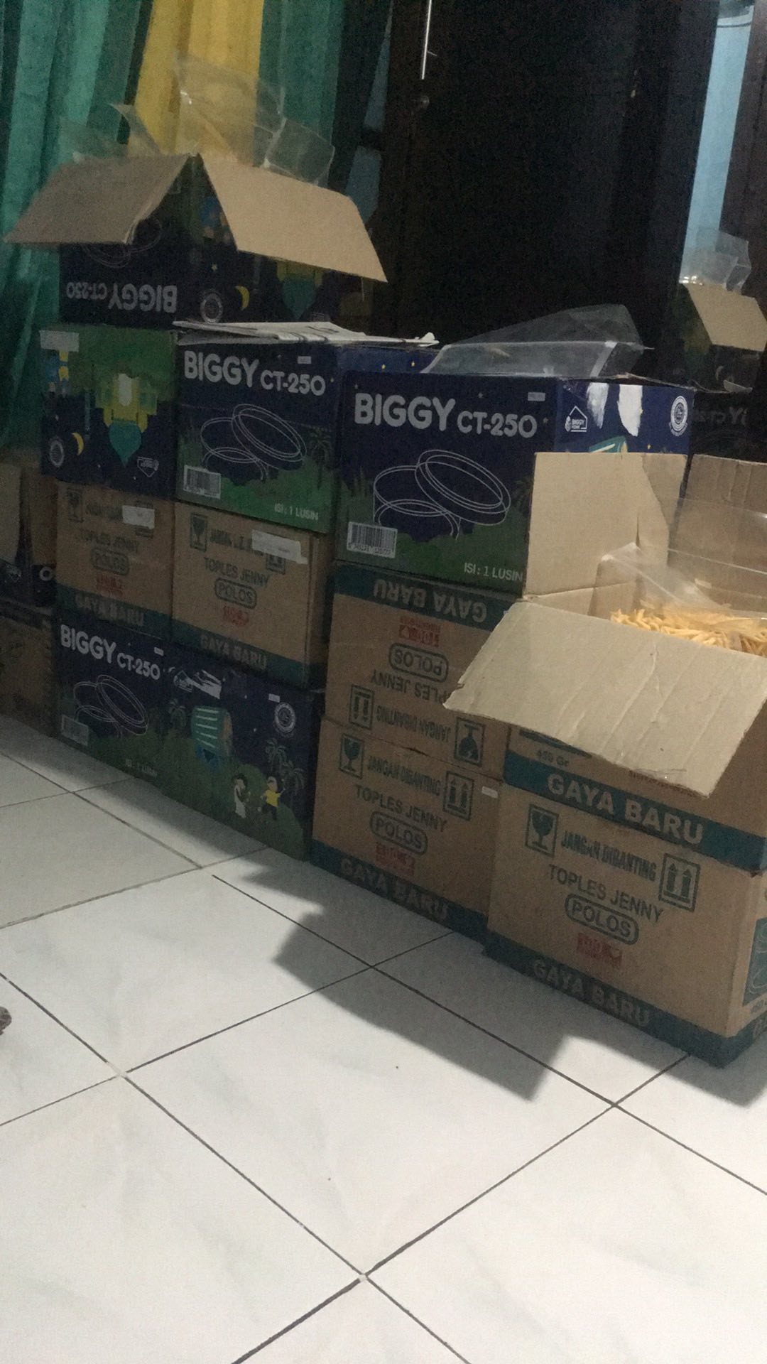 Toples Kue Jenny Nastar Gaya Baru