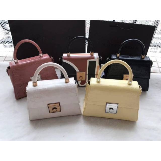 Ck croc effect stuctured C682