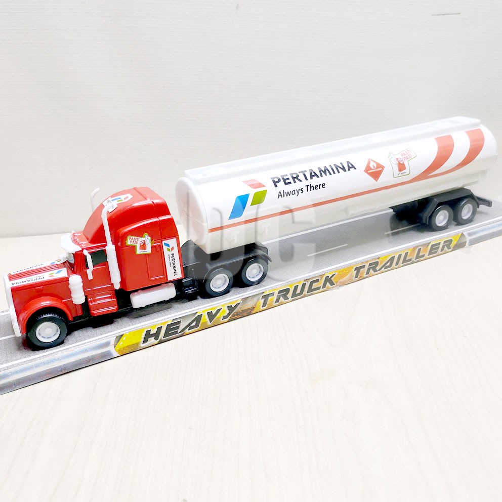 Heavy Truck Trailer Pertamina 392 Mainan Truk Tangki Pengangkut Bahan Bakar