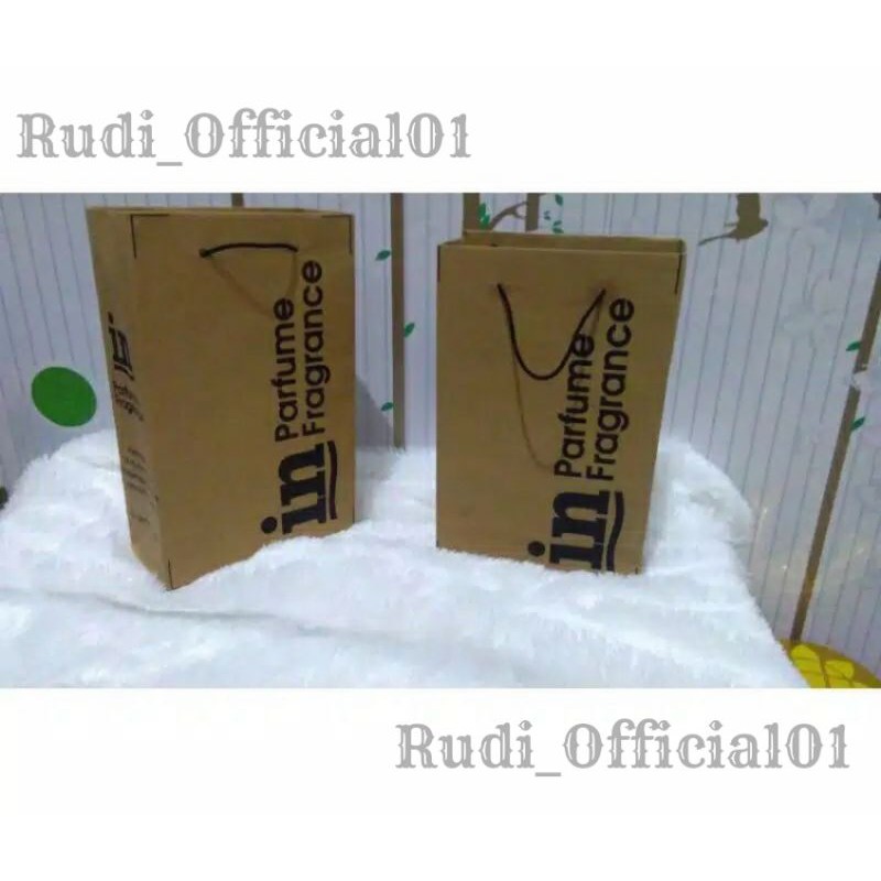 

paperbag spesial parfum sablon 1 sisi 1 warna