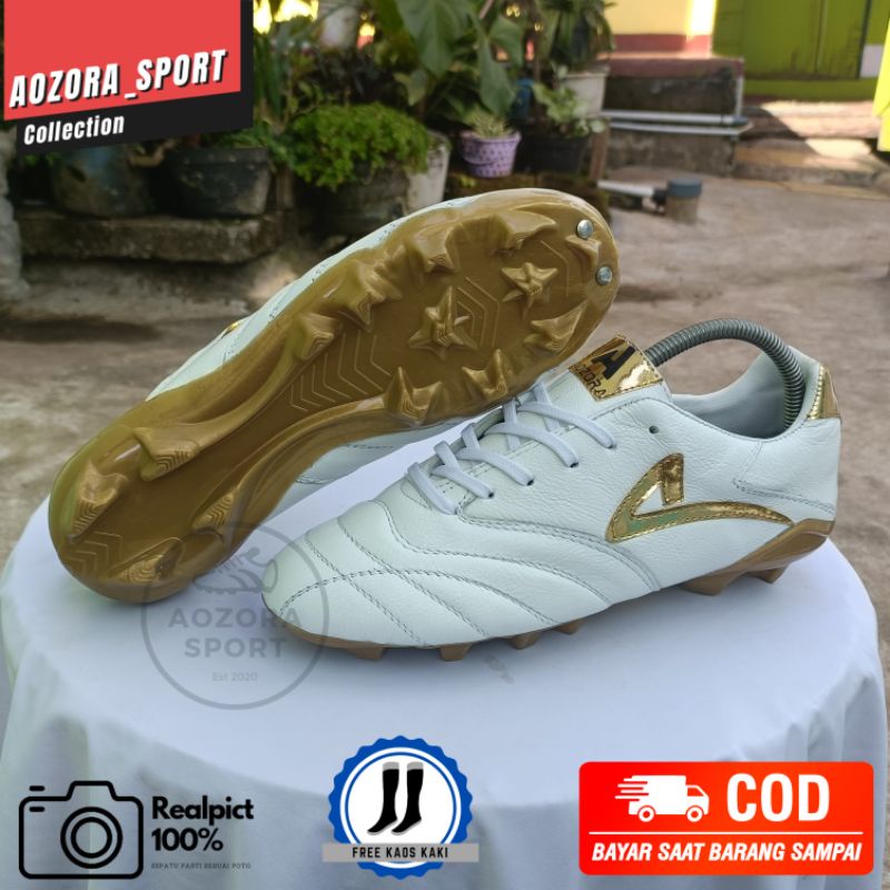 sepatu bola original bahan kulit asli. sepatu bola aozora sepatu bola terbaru 2022 free kaos kaki re