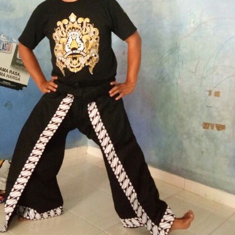 celana celana bopo ubet motif reog warok ponorogo