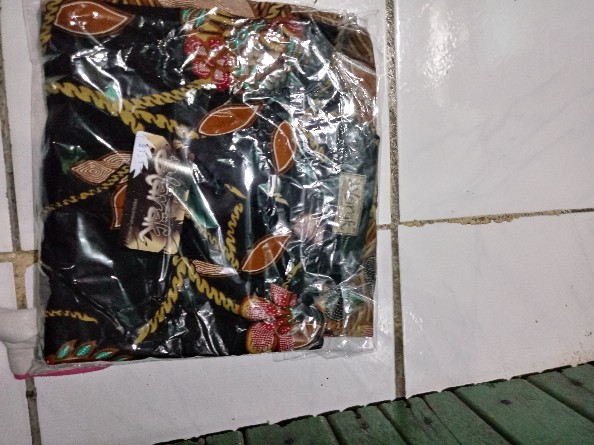 Baju Batik Pria Blarak Motif Rawa Hitam