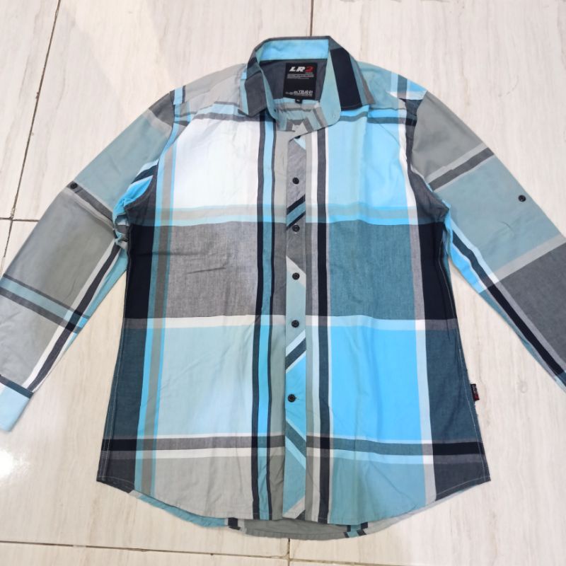 Kemeja Pria Lengan Panjang LR2 Lamode Kotak Kotak Garis Biru Abu Size XXL Pernah Dipakai