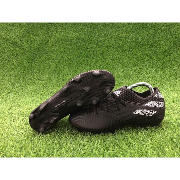 Soccer Adidas Nemeziz 19.1 FG - Utility Black