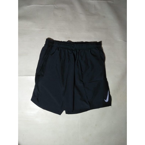 celana pendek nike second dan bekas