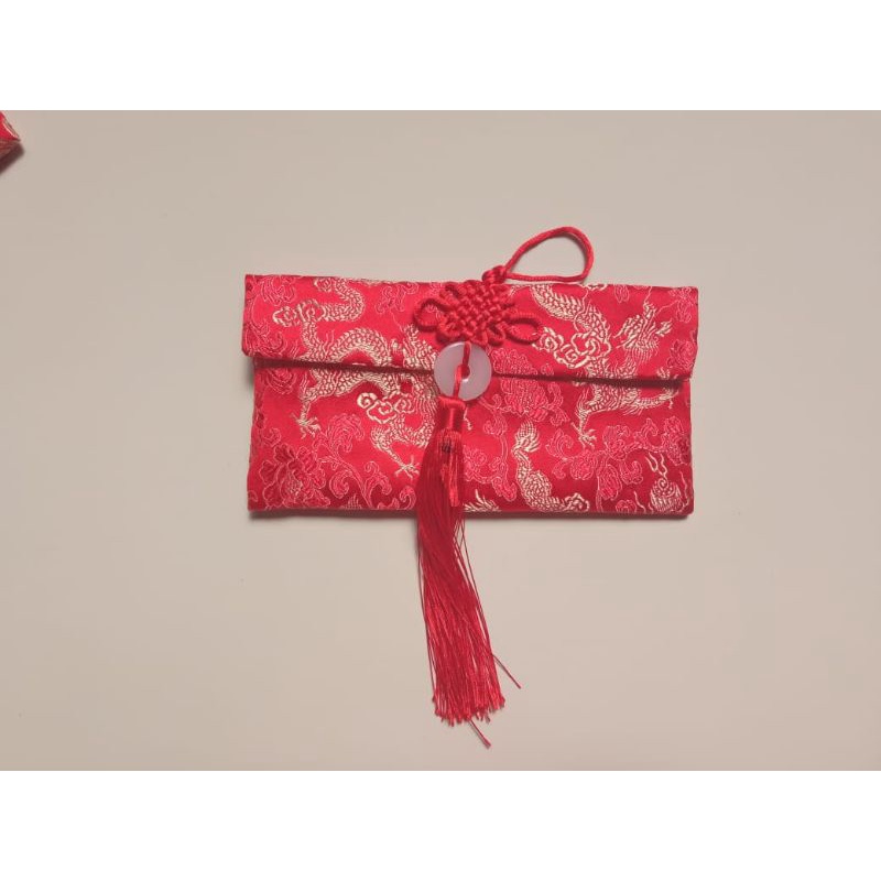 angpao merah dompet amplop imlek kain damask chinese new year potrait