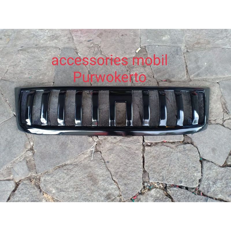 grill glossy rush Terios 2008-2014