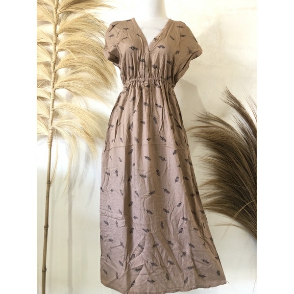 Dress Manohara Bali Panjang Mawar-Panicum Coksu