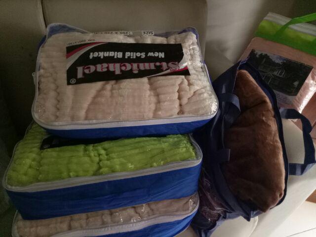 Selimut Handuk Katun Dewasa Polos Hommi 160x200 - Pink