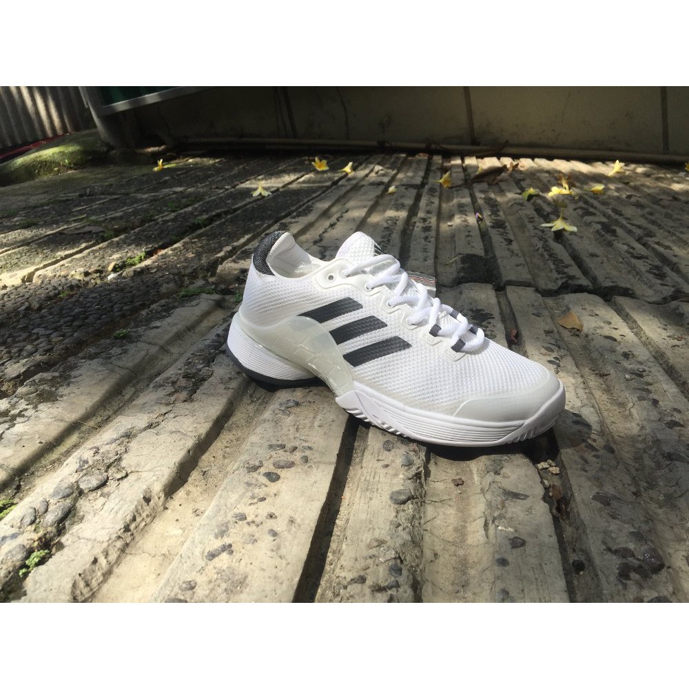 sepatu adidas tenis sepatu tenis sepatu batminton sepatu olahraga sepatu pria