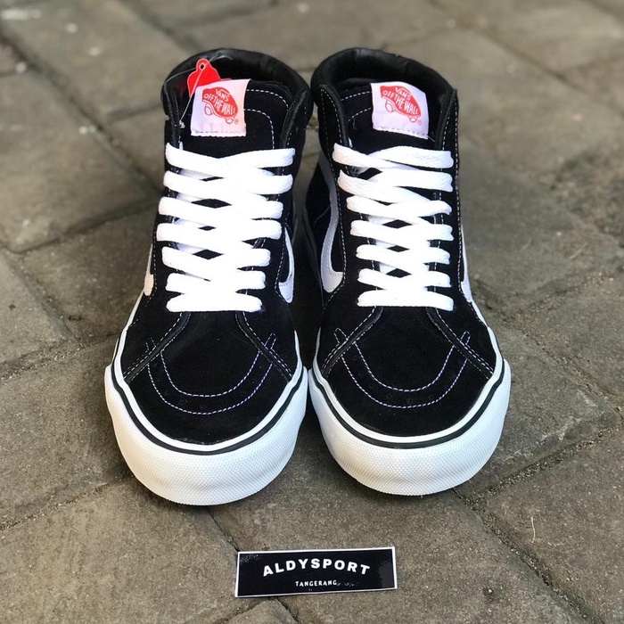 SEPATU VANS SK8 HIGH BW PREMIUM CHINA. SNEAKERS SEPATU PRIA VANS SK8