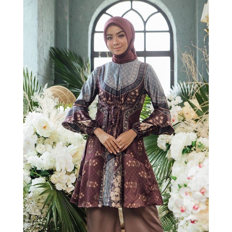 RAFFLESIA TUNIC BY WEARING KLAMBY