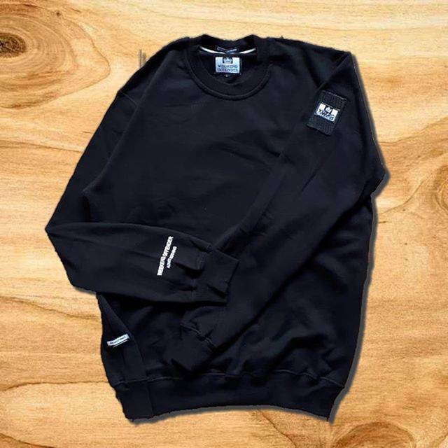 WEEKEND OFFENDER CREWNECK