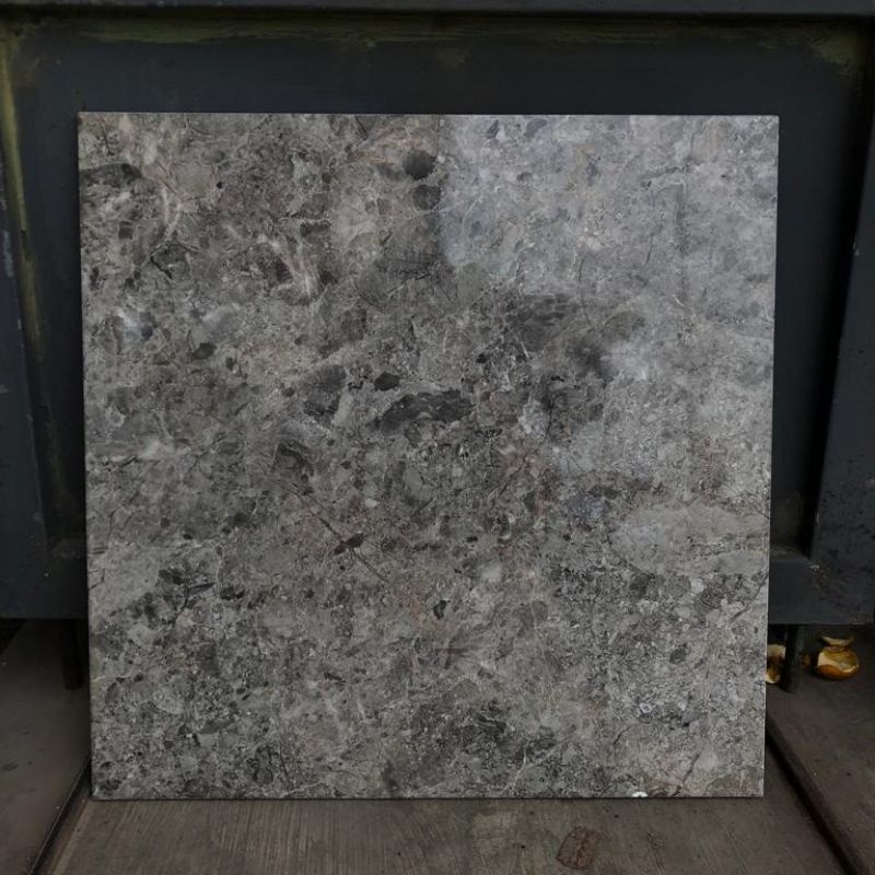 Keramik Platinum Dallas Grey & Brown, Salvatore white, Dupont grey 50x50 Kw A