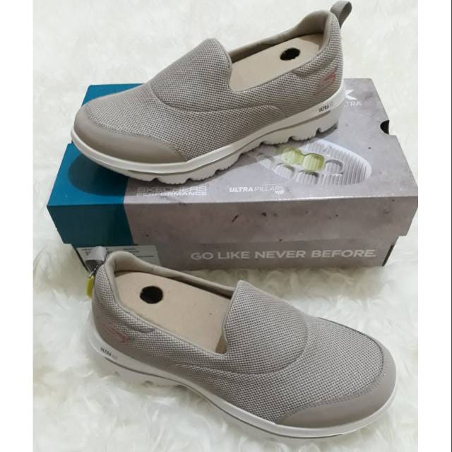 Skechers Go walk evolution ultra