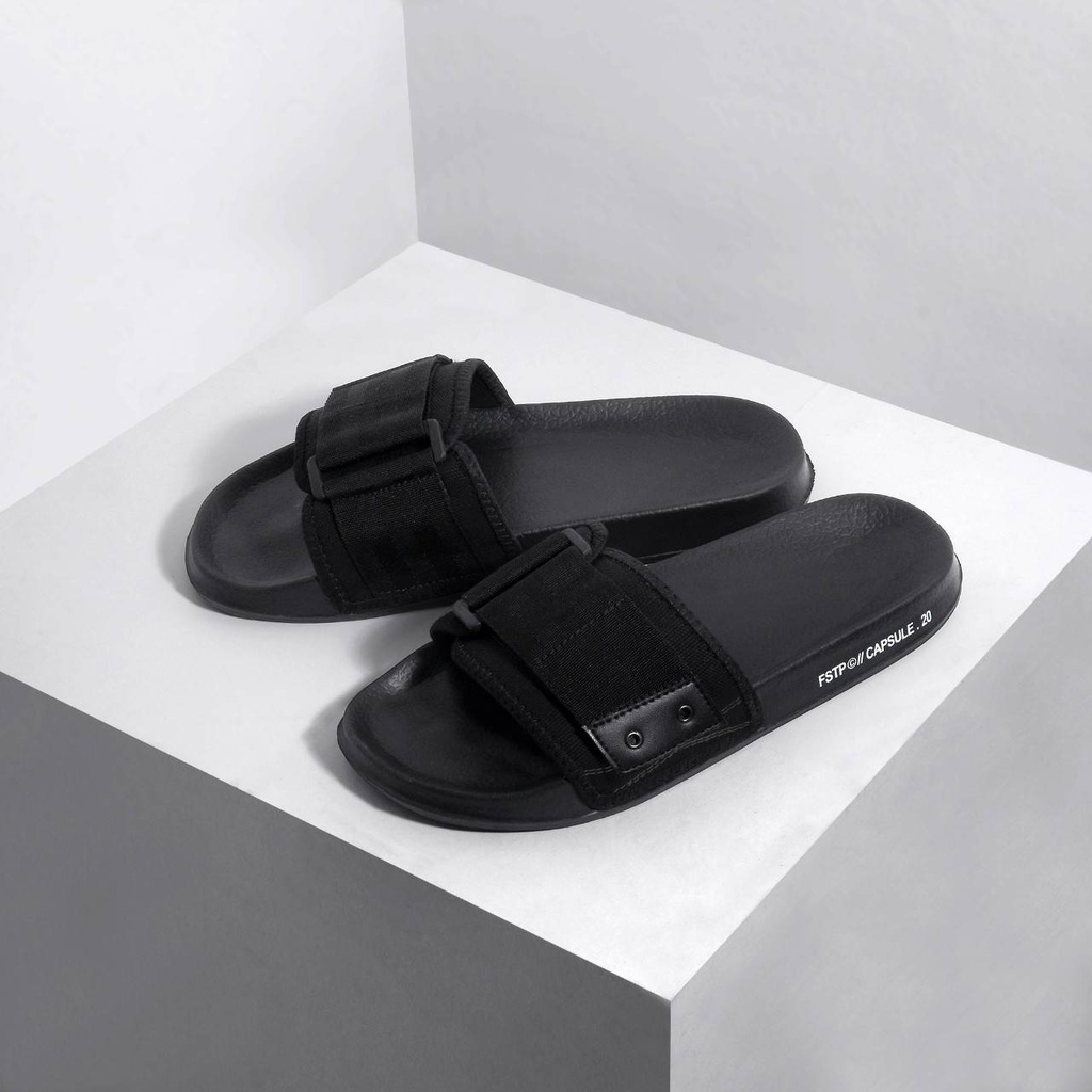 CAPSULE 0.1 ORIGINAL x FOOTSTEP Sandal Casual Full Hitam Pria Sendal Slide Jalan Santai Harian Slippers Hangout Main Kondangan Lebaran Slop Karet Premium Slip On Remaja Dewasa Flip Flop Kerja Formal Sport Fashion Footwear Keren Terbaru Kekinian Branded